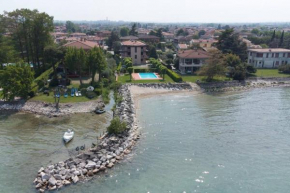 Incantevole location fronte lago
